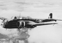 AE148 Handley Page Hampden