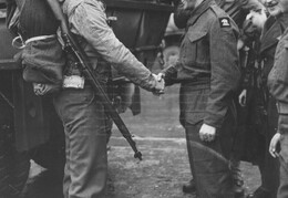 American Soldier with Scottish Soldier in Iceland