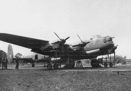 ED433 Avro Lancaster