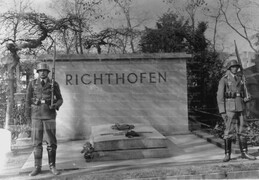 Richthofen, Manfred Von; tomb of