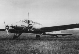 K6209 Avro Anson