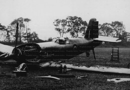 DD810 Blackburn Firebrand