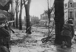 Allied Army Personnel