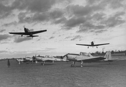 WB557, WB558 de Havilland Chipmunk