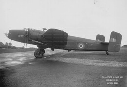 NA366 Handley Page Halifax