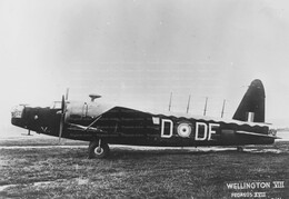 W5674 Vickers Armstrong Wellington VIII