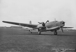 HF971 Vickers Warwick