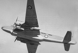 HG227 Vickers Armstrong Warwick 