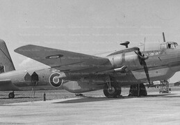 HG226 Vickers Armstrong Warwick 