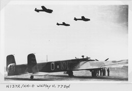 N1372 Armstrong Whitworth Whitley V