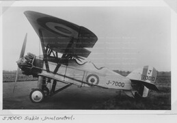 J7000 Armstrong Whitworth Siskin III