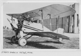 J7293 Gloster Grebe II