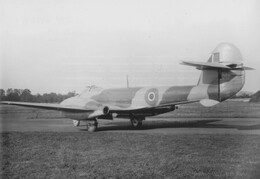 EE338 Gloster Meteor