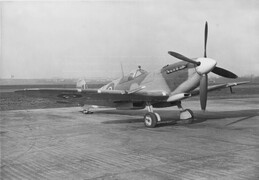 MK17? Supermarine Spitfire IX