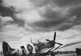 MH779 Supermarine Spitfire IX