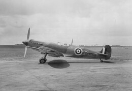 DP845 Supermarine Spitfire IV