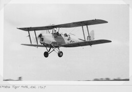 EM816 De Havilland Tiger Moth II