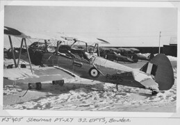 FJ905 Stearman PT-27