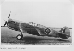 FL220 Curtiss Kittyhawk IIA