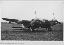 KB471 De Havilland Mosquito B.25