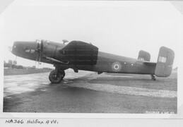 NA366 Handley Page Halifax A VII
