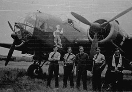 AE2?? Handley Page Hampden