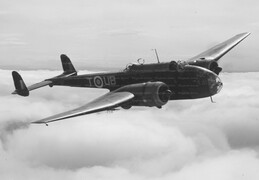 AT137 Handley Page Hampden
