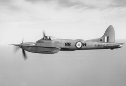 PX362 de Havilland Hornet F 3