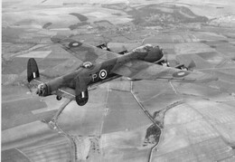 DT810 Avro Lancaster II