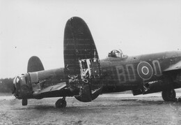 DV305 Avro Lancaster I