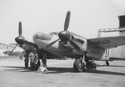 RL205 De Havilland Mosquito