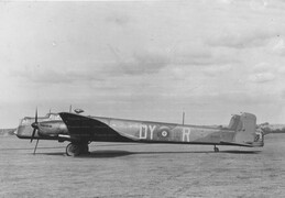 N1380 Armstrong Whitworth Whitley