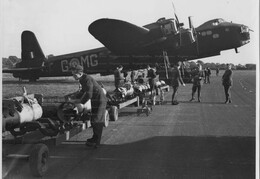 W7444 Short Stirling