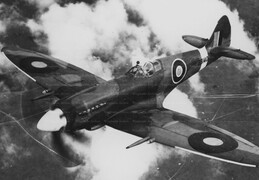 RB140 Supermarine Spitfire XIV