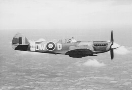 RB159 Supermarine Spitfire XIV