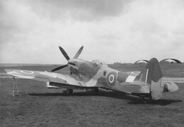 M???? Supermarine Spitfire FR XIV