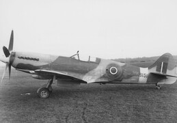 RB151 Supermarine Spitfire XIV