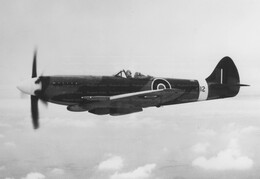 PK312 Supermarine Spitfire 22