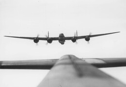 PW925 Avro Lincoln
