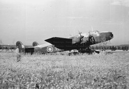 EB199 Handley Page Halifax V
