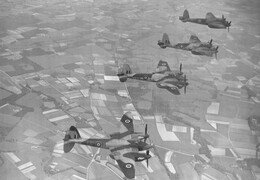 RS678 de Havilland Mosquito