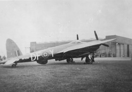 PF498 de Havilland Mosquito