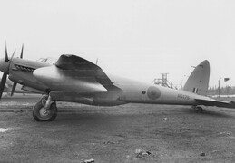 RG176 de Havilland Mosquito PR34