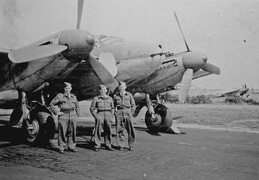 PZ417 de Havilland Mosquito