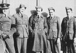 43 Sqn pilots