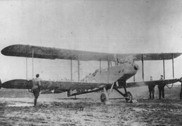 D613 de Havilland DH9