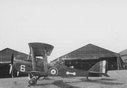 A7694 de Havilland DH4