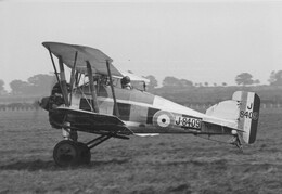 J8409 Gloster Gamecock