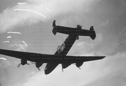 W1245 Handley Page Halifax