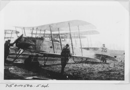 715 Avro 504